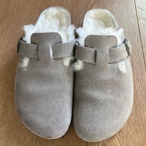Boston Shearling Birkenstock in Stone Coin - Size 39
